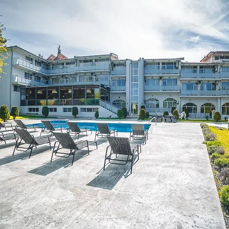 Hotel хотел и марая